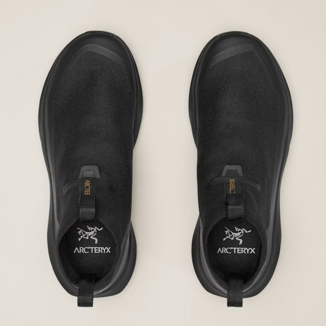 Top view of men's Arc'teryx Norvan 4 Nivalis running shoe in Black/Black colour