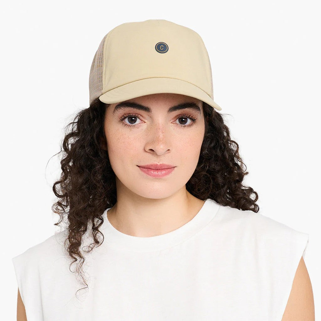 Model front view of the Ciele TRLCap SC Comp Circle C in Safari colour