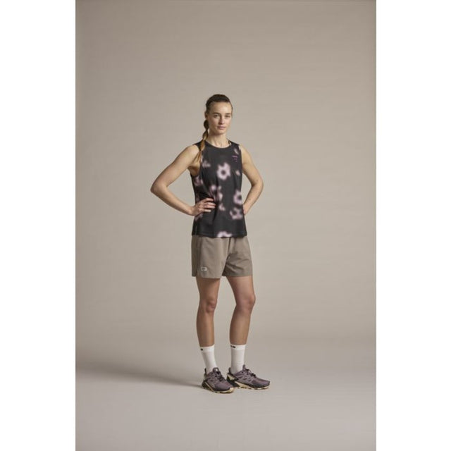 Front view of women's Maloja OniipaM running shorts in warm shadow colour