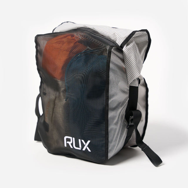 Side view of RUX Mesh 10L packing cube