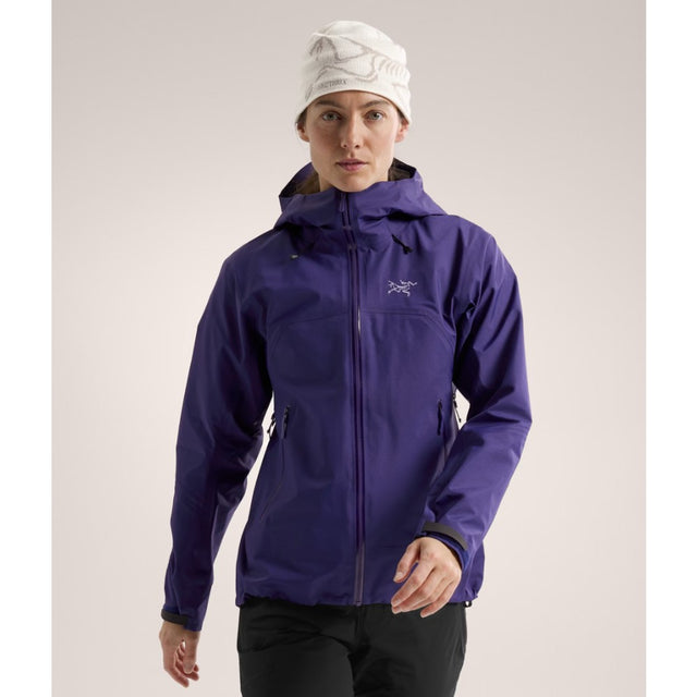 Front on-model view of women's Arc'teryx Beta SL gore-tex jacket in Soulsonic colour
