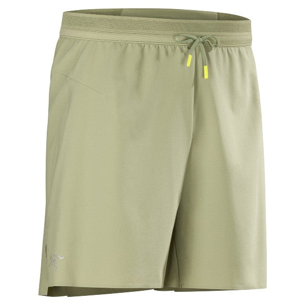 Front view of men's chloris (green) Arc'teryx Norvan 7" running shorts