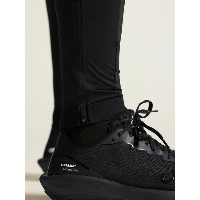 Craft Pro Trail Tights 2 in black colour ankle detail