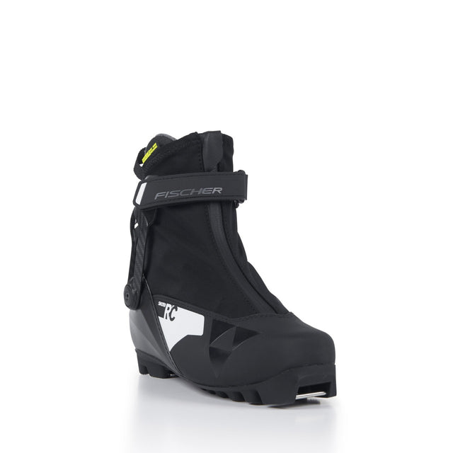 Front view of women`s Fischer RC Skate ski boot