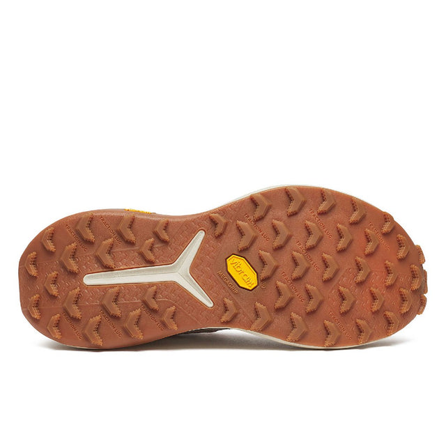 Sole view of women's Saucony Xodus Ultra 4 autumn colour