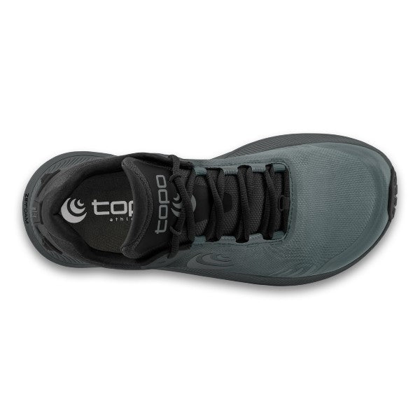 Top view of men's topo athletic mt-5 trail running shoes in black/charcoal