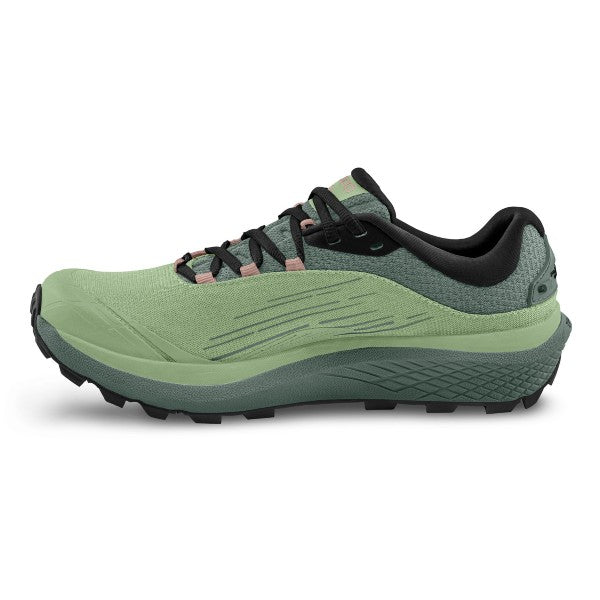 Inner side view of women's topo athletic pursuit trail running shoe in sage/fossil