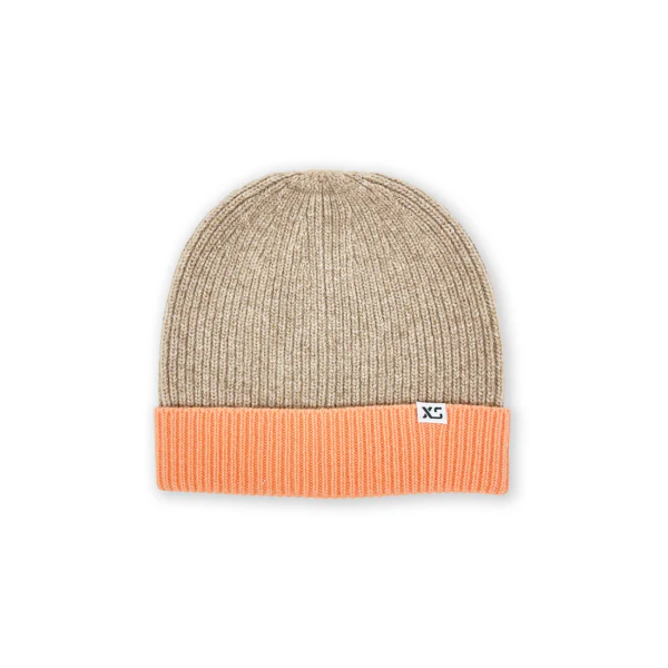 XS weekender beanie in flax/melon colour
