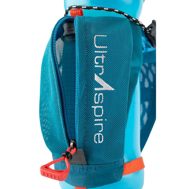 Pocket detail of UltrAspire Iso Pocket 3.0 handheld water bottle