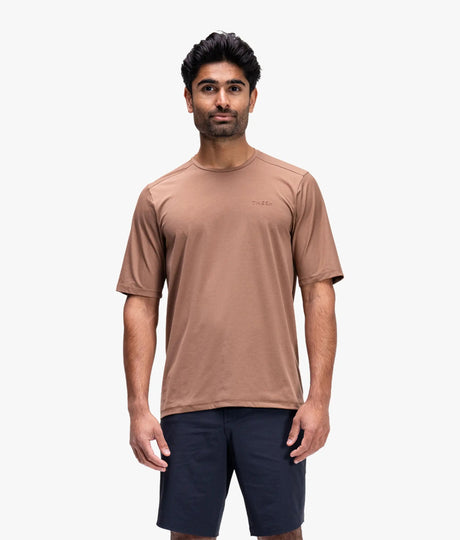 Front on-model view of men's toffee 7mesh Atlas short sleeve shirt