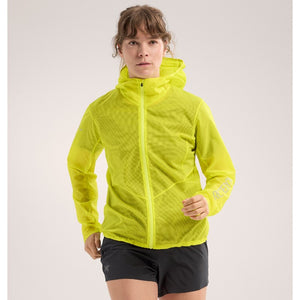 Front on-model view of women's Arc'teryx Norvan Windshell Hoody in euphoria (yellow)