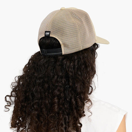 Back model view of the Ciele TRLCap SC Comp Circle C in Safari colour