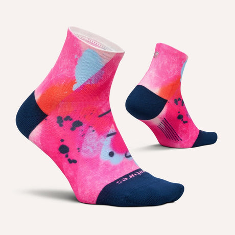 Side and bottom view of Feetures Elite LC quarter sock in feminine grit colour
