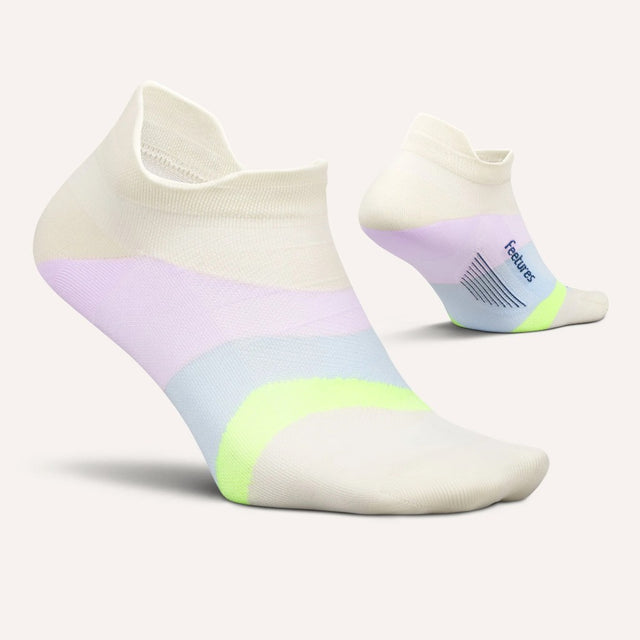Side and bottom view of Feetures Elite ULC no show tab sock in lilac breeze colour
