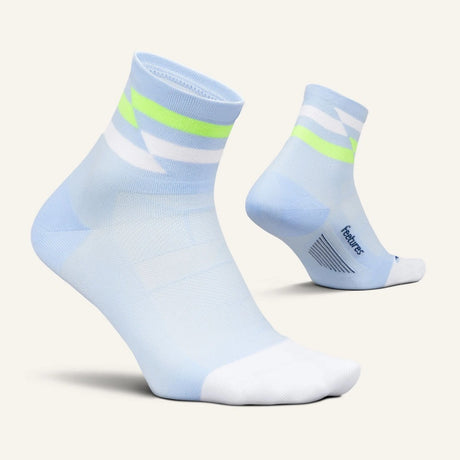 Side and bottom view of Feetures Elite ULC quarter socks in day track colour