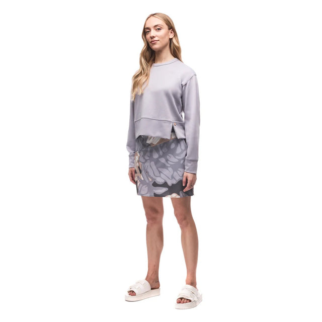 Front view on-model of Indyeva Balu Sweatshirt in Rocky colour