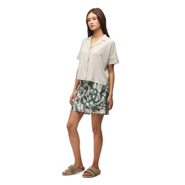 Front view on-model of Indyeva Havada Shirt in oyster colour