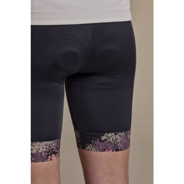 Back view of padding detail of the Maloja SundaM cycle tights for wome in deep black colour