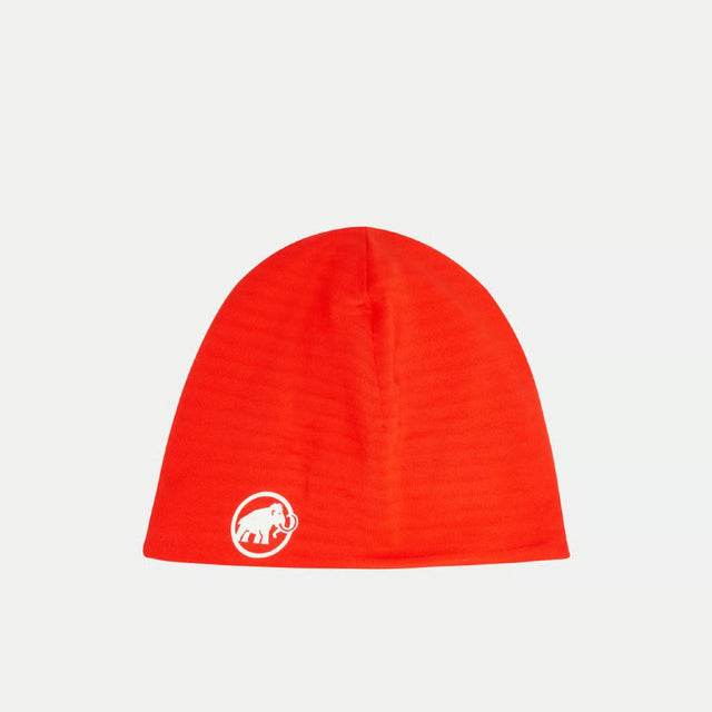Front view of Mammut Taiss beanie in Mammut red colour