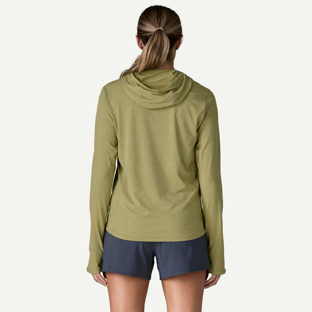 Back view of on-model women's Patagonia's cap cool sun hoody in gumtree green