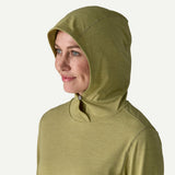 Hoody detail of on-model women's Patagonia's cap cool sun hoody in gumtree green