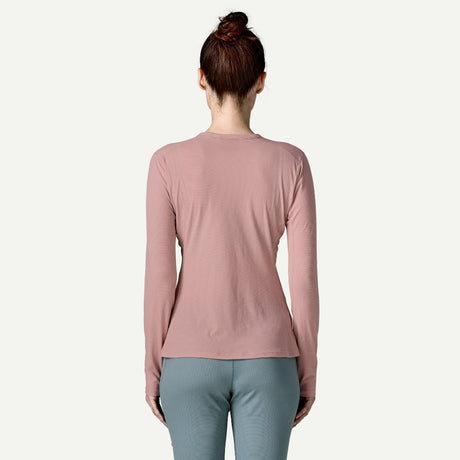 Back on-model view of Patagonia Capilene Lightweight Crewneck Women's in fuzzy mauve colour