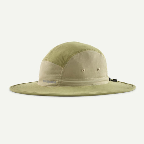 Front view of Patagonia Quandary Brimmer in Gumtree Green colour