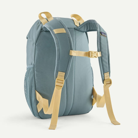 Strap view of Patagonia Refugito Day Pack 12L Kids in Blue Sage colour