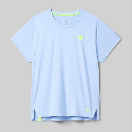 Front view of rabbit UPF Tee SS women's in skyway colour
