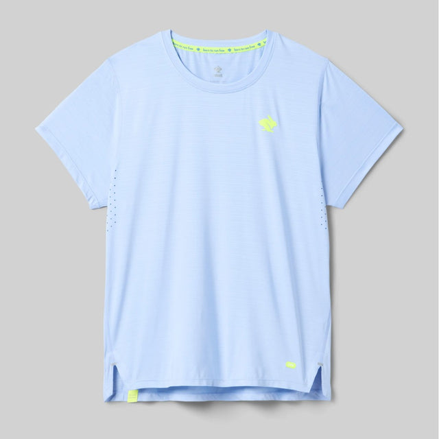 Front view of rabbit UPF Tee SS women's in skyway colour