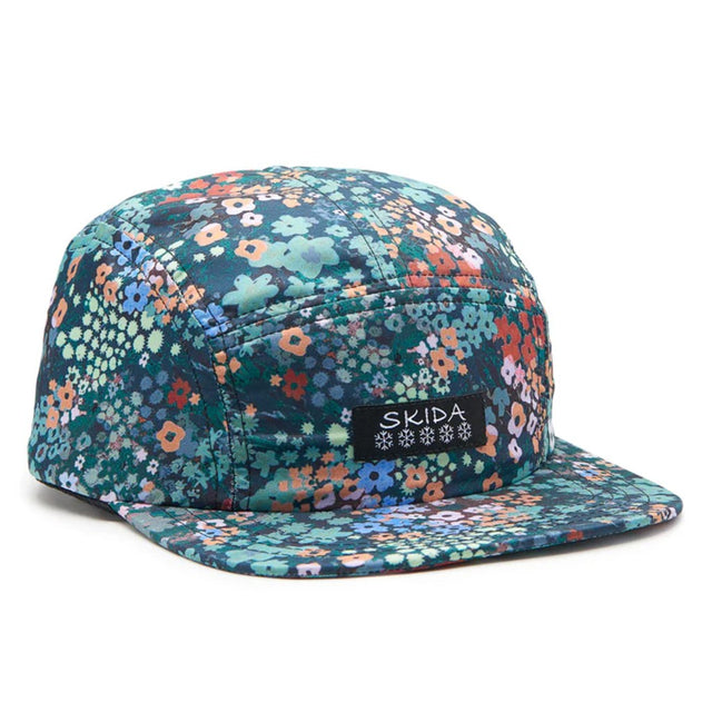 Front view of skida brim hat in bitter root colour
