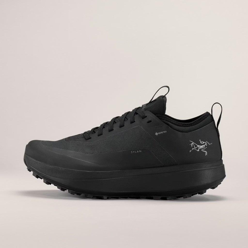 Side view of men's Arc'teryx Sylan GTX running shoe in Black colour