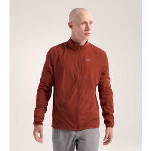 Front on-model view of men's Arc'teryx Delta Jacket in Sequoia colour