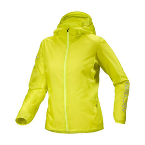 Front view of women's Arc'teryx Norvan Windshell Hoody in euphoria (yellow)