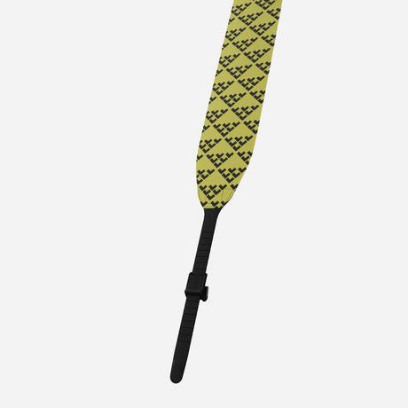 Tail detail of a black/yellow Black Crows touring skin