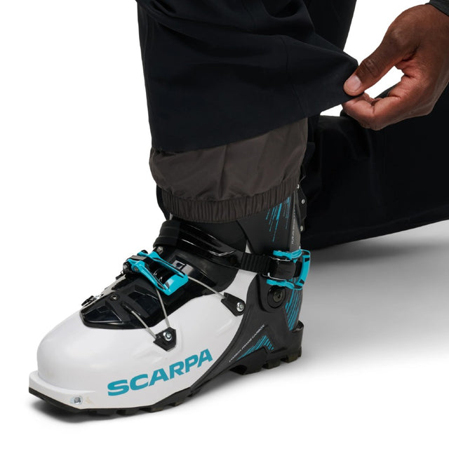 Ankle gaiter detail of men's Black Diamond Recon Stretch bibs