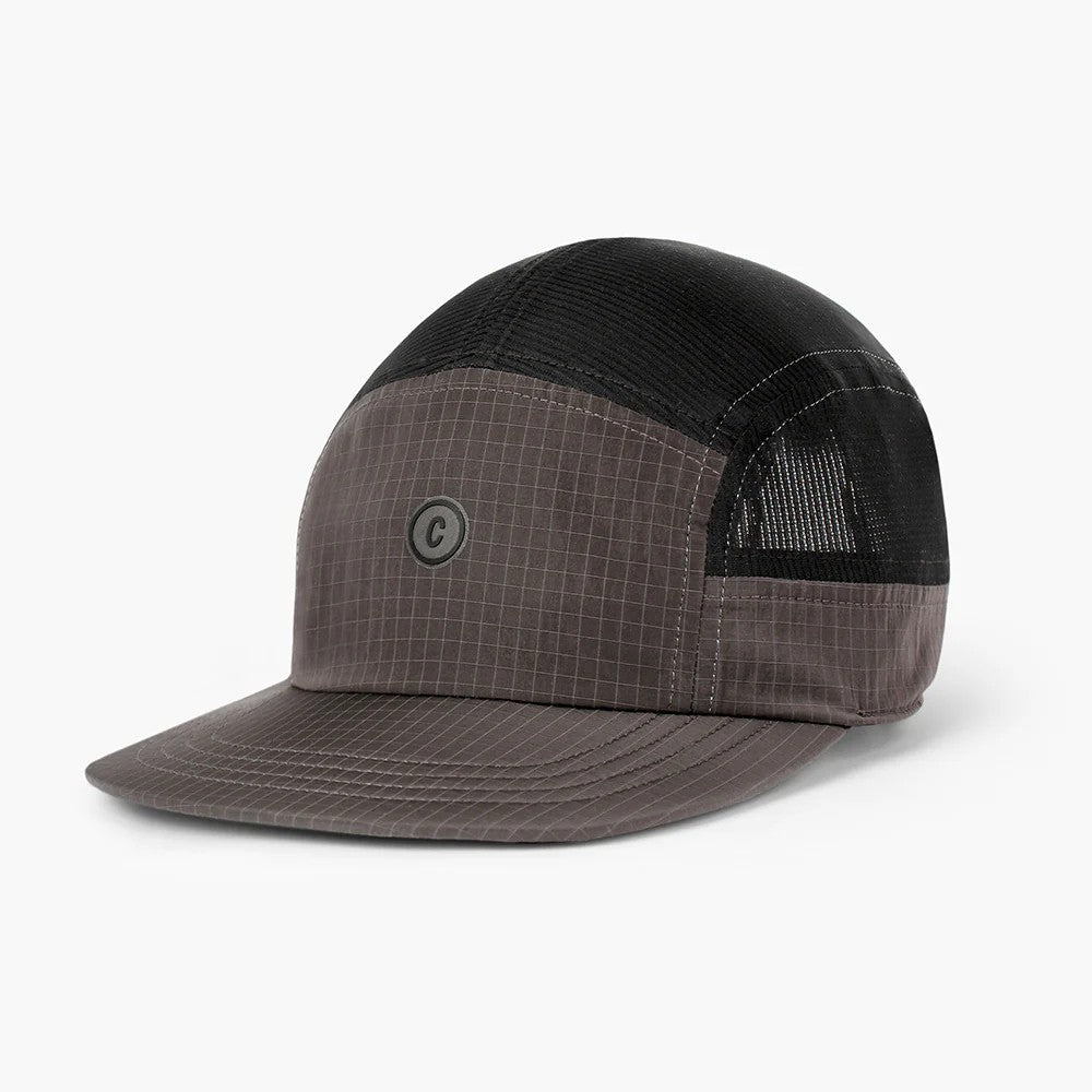 Front view of ciele GOCap Icon Circle C running hat in shadowcast colour