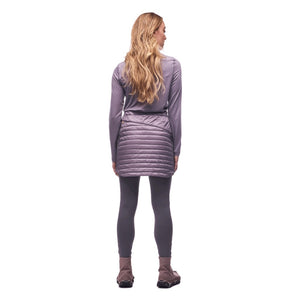 Back on-model view of women's purple Indyeva Boon insulated skirt 