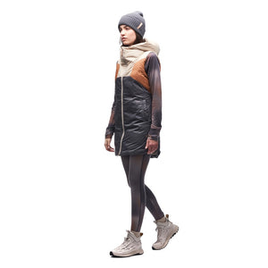 Side on-model view of Indyeva Selimut full zip down vest in storm sky/feline cb colour