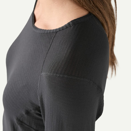 Should seam detail of women's Patagonia Capilene Thermal crew long sleeve