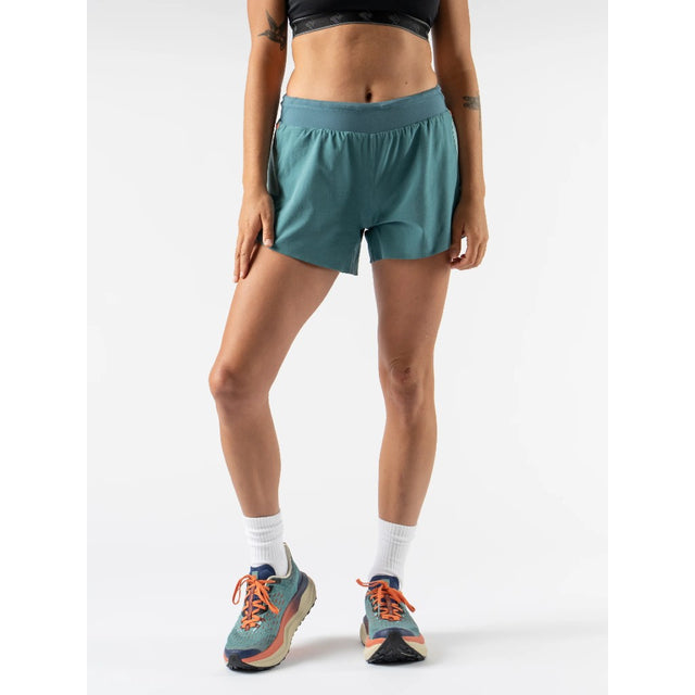 Front on-model view of rabbit running FKT 4" shorts in Hydro colour