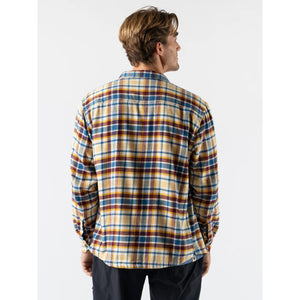 Back on-model view of men's Rabbit High Country Flannel Lined plaid shirt