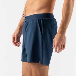 Side view of men's rabbit cruisers 5" shorts in Dress Blues colour