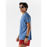 Side on-model view of rabbit running race pace tee in starlight sapphire colour
