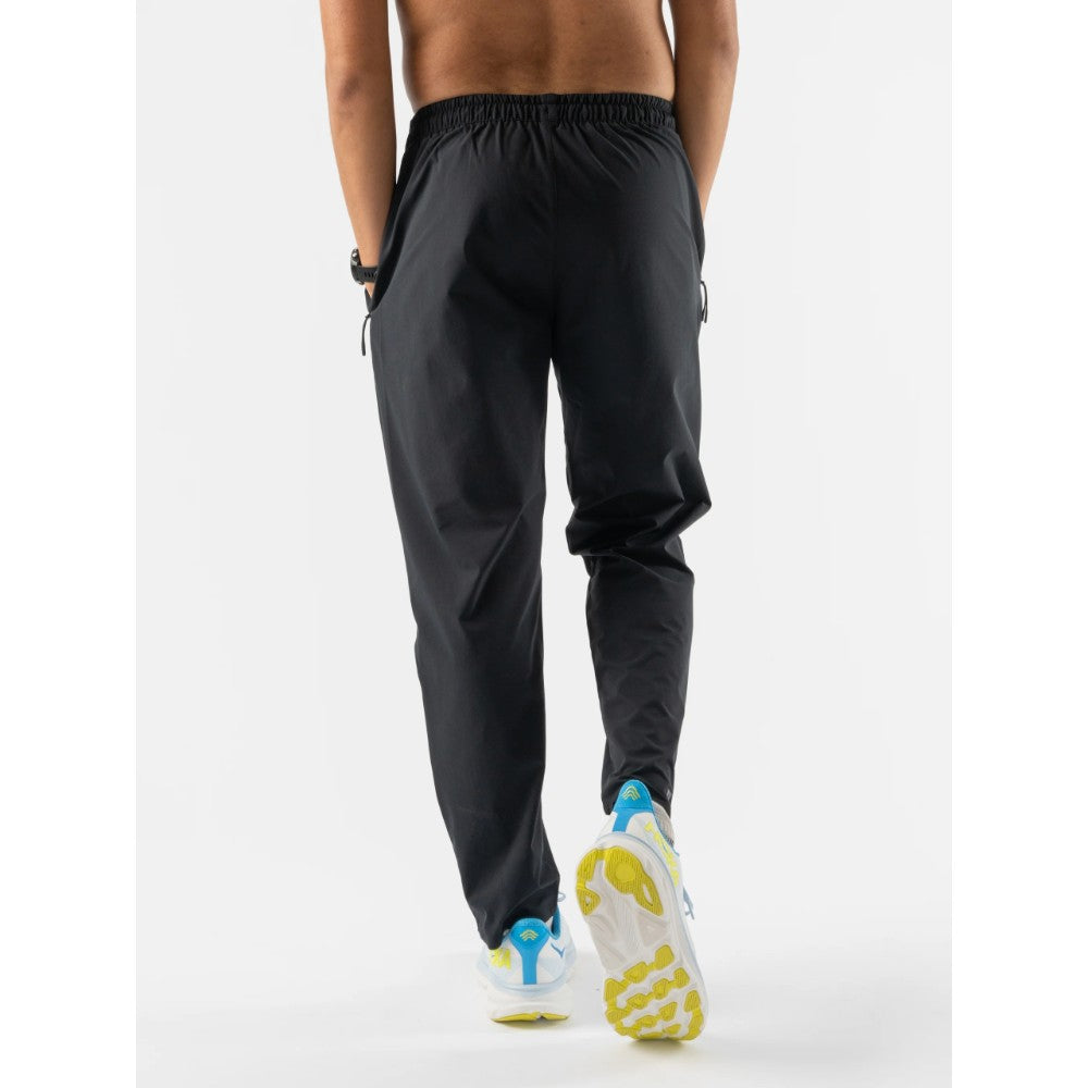 Back view of men's black rabbit running victory pant