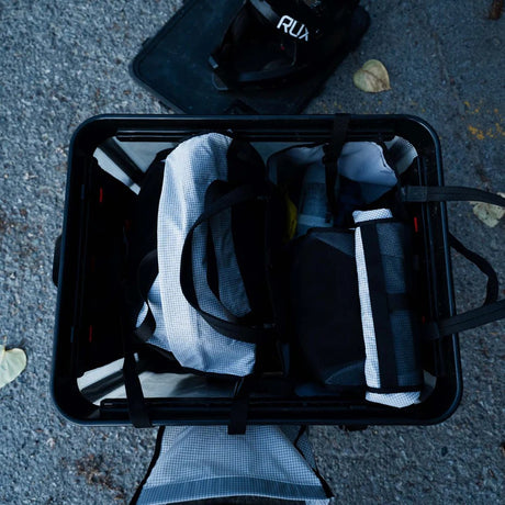 RUX gear box with mesh packing bags inside