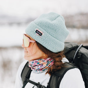 Skier wearing a Skida High Pile Fleece Hat