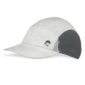 Sunday afternoons vaporlite stride cap in white terrain colour