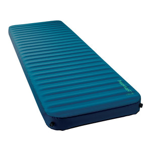 Angled view of blue Therm-a-Rest MondoKing 3D sleeping pad