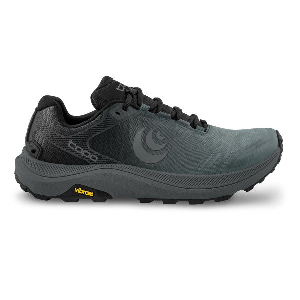 Side view of men's topo athletic mt-5 trail running shoes in black/charcoal